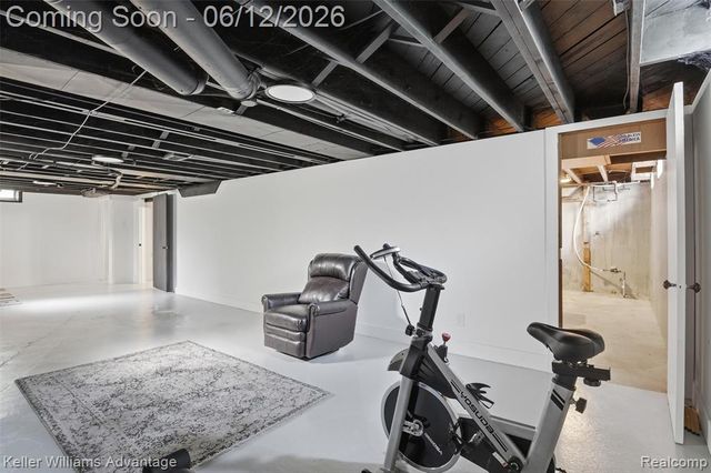 20250 Brentwood Street, Livonia, MI 48152