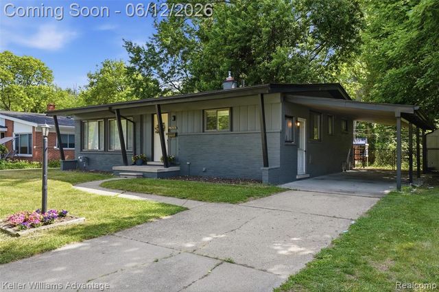 20250 Brentwood Street, Livonia, MI 48152