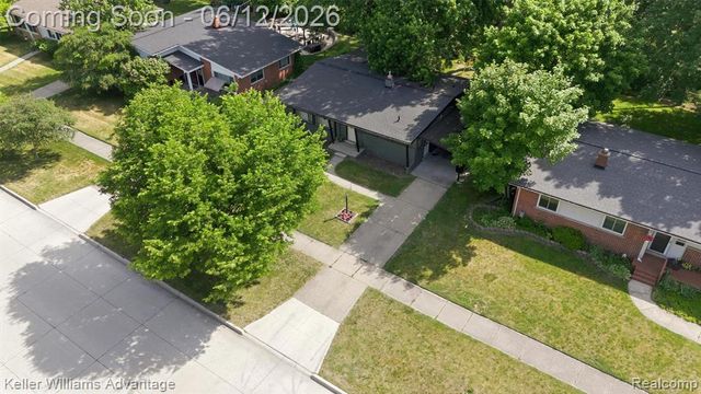 20250 Brentwood Street, Livonia, MI 48152