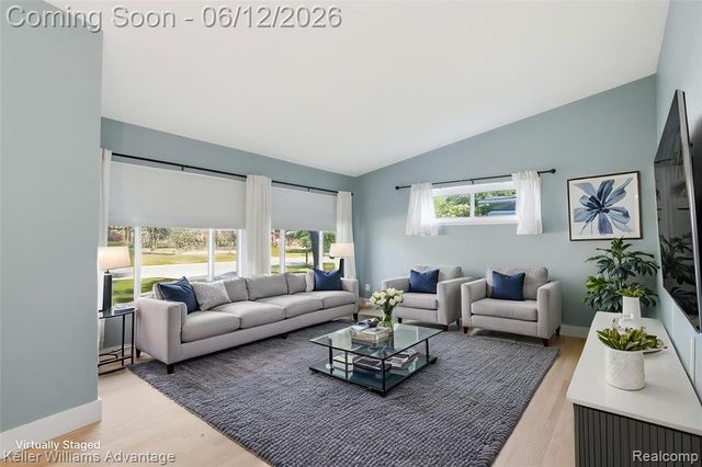 20250 Brentwood Street, Livonia, MI 48152
