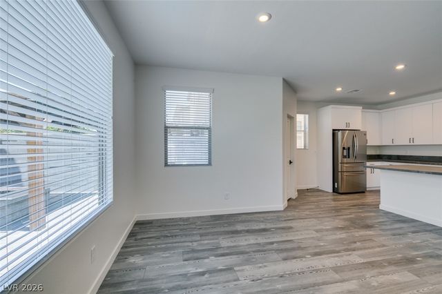6915 Fordham Creek Street, North Las Vegas, NV 89084