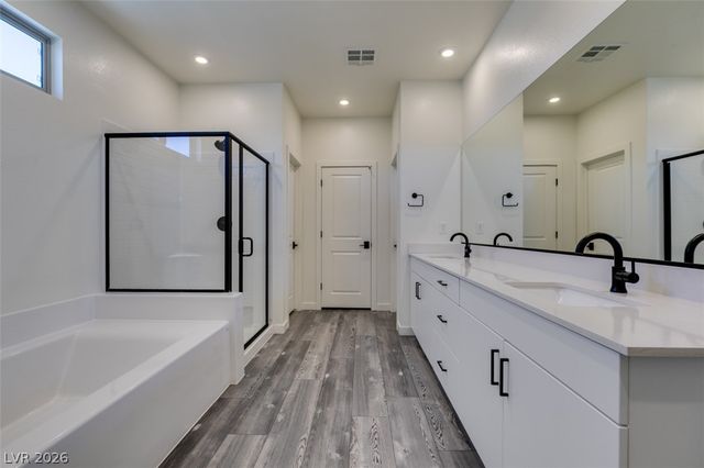6915 Fordham Creek Street, North Las Vegas, NV 89084