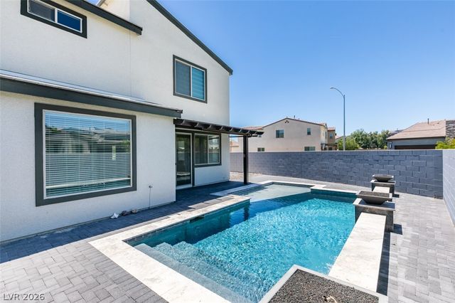 6915 Fordham Creek Street, North Las Vegas, NV 89084