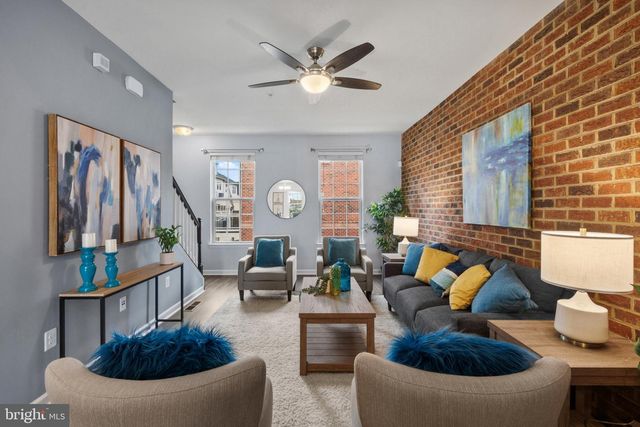 902 S MACON ST, Baltimore, MD 21224