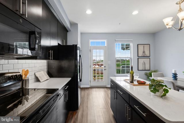 902 S MACON ST, Baltimore, MD 21224