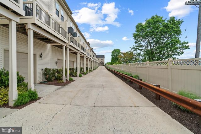 902 S MACON ST, Baltimore, MD 21224