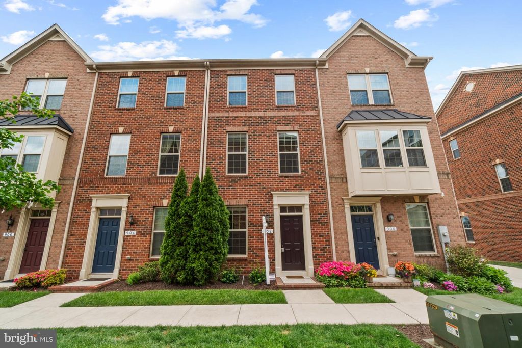 902 S MACON ST, Baltimore, MD 21224
