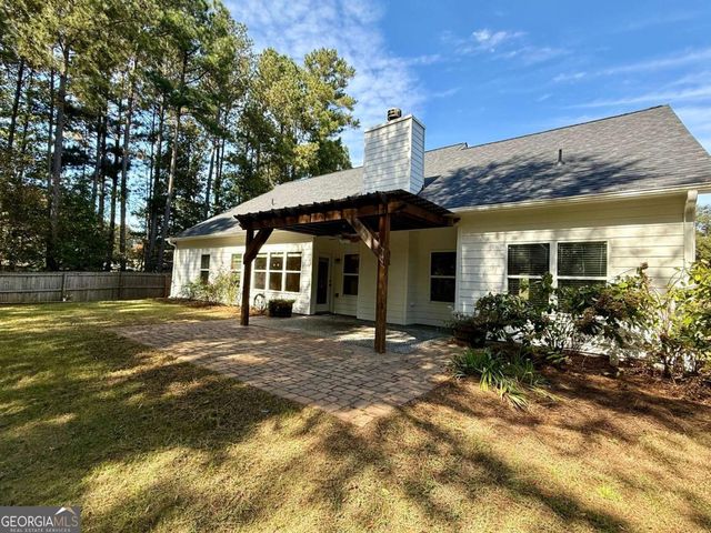 2839 Shadowstone Way, Winder, GA 30680