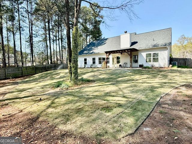 2839 Shadowstone Way, Winder, GA 30680