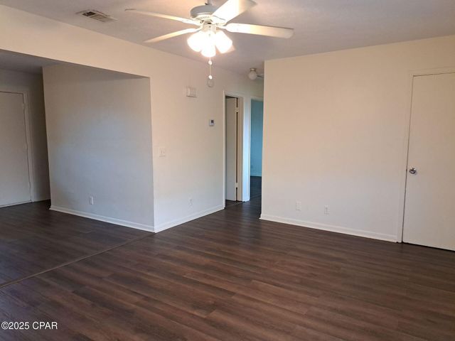 3704 E 11th Street C, Panama City, FL 32401