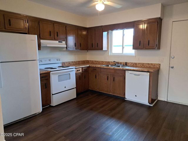 3704 E 11th Street C, Panama City, FL 32401