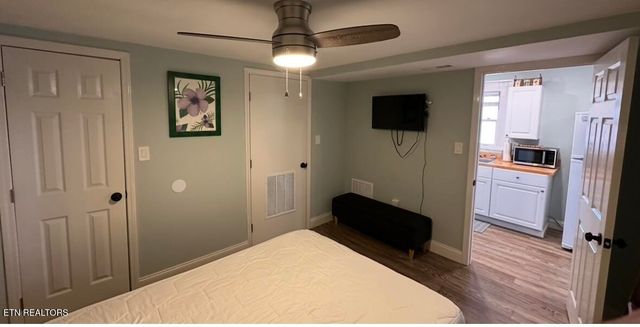 1129 Peninsula Rd, Sevierville, TN 37876