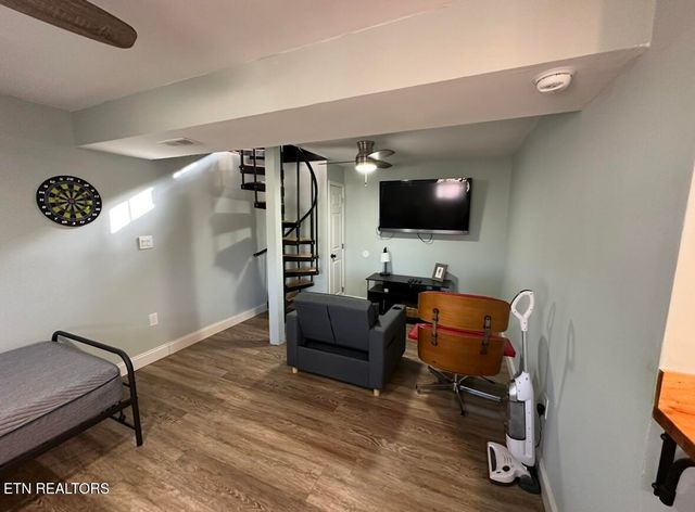 1129 Peninsula Rd, Sevierville, TN 37876