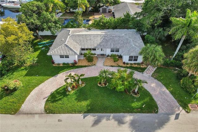 2206 SE 14TH Street, Pompano Beach, FL 33062