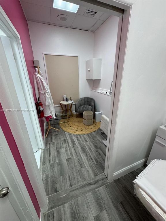 Undisclosed Address, Bay Harbor Islands, FL 33154