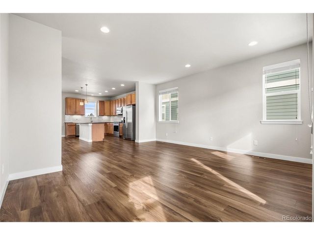 2372 S Scranton St, Aurora, CO 80014