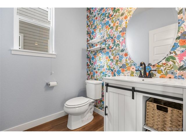 2372 S Scranton St, Aurora, CO 80014