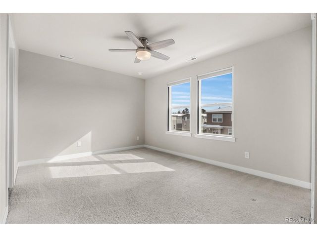 2372 S Scranton St, Aurora, CO 80014