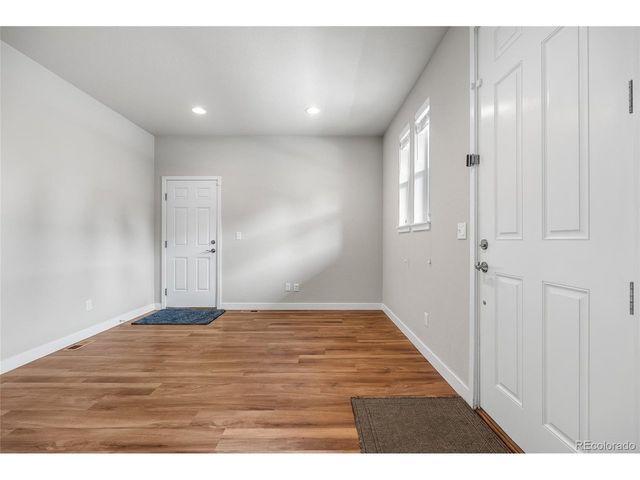 2372 S Scranton St, Aurora, CO 80014