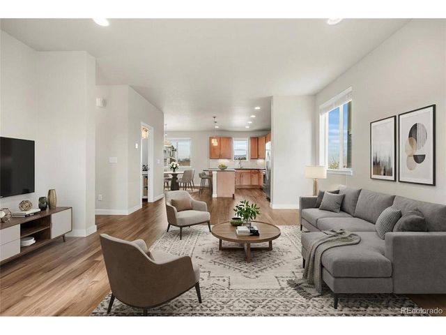 2372 S Scranton St, Aurora, CO 80014