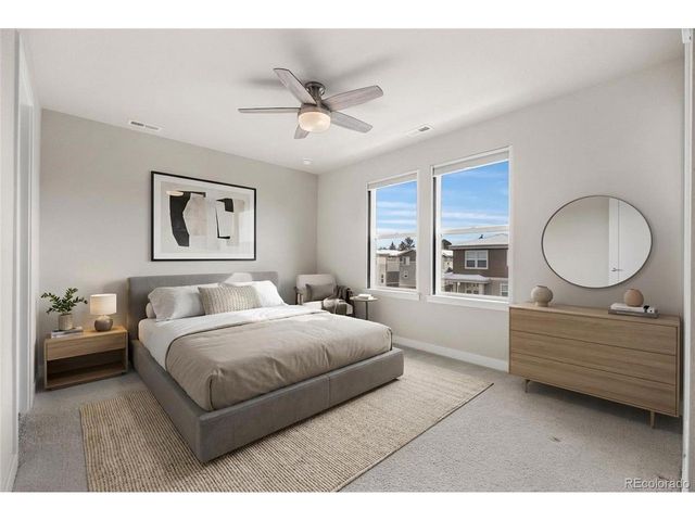 2372 S Scranton St, Aurora, CO 80014