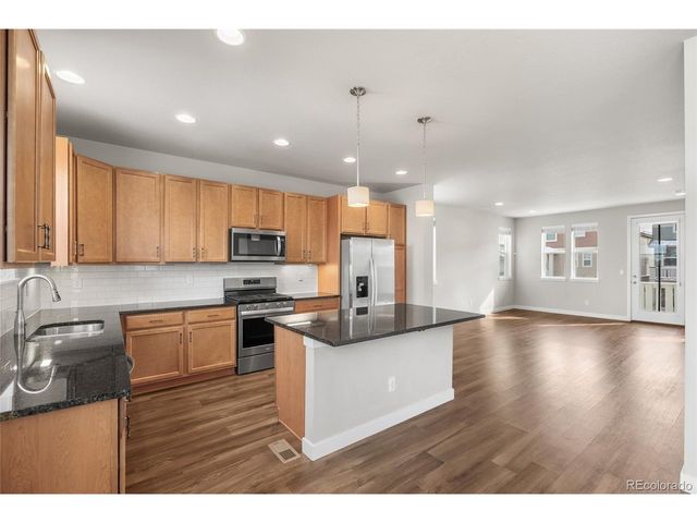 2372 S Scranton St, Aurora, CO 80014