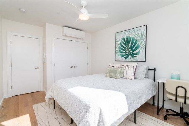 78 Fort Avenue 78, Boston, MA 02119