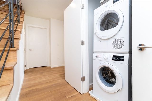 78 Fort Avenue 78, Boston, MA 02119