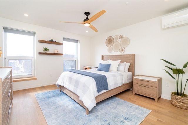 78 Fort Avenue 78, Boston, MA 02119