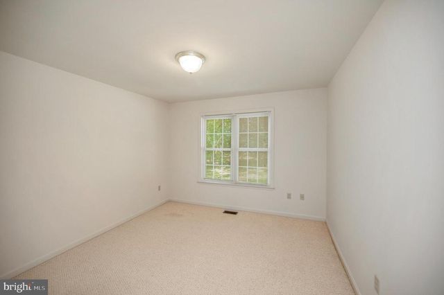 103 TALL PINES AVE, Locust Grove, VA 22508