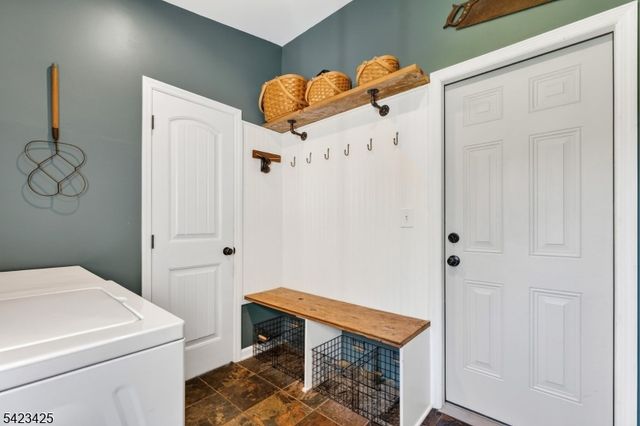 319 New Amwell Rd, Hillsborough Twp., NJ 08844