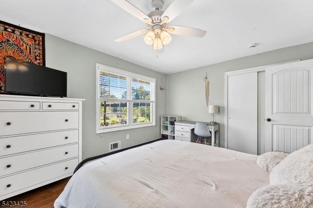 319 New Amwell Rd, Hillsborough Twp., NJ 08844