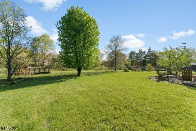 319 New Amwell Rd, Hillsborough Twp., NJ 08844