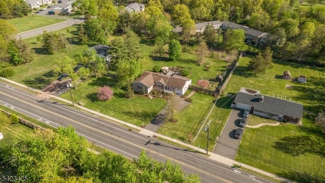319 New Amwell Rd, Hillsborough Twp., NJ 08844