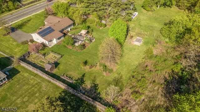 319 New Amwell Rd, Hillsborough Twp., NJ 08844