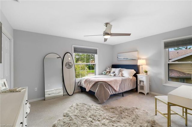 494 Chatham CIR, Naples, FL 34110