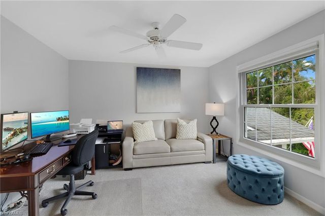494 Chatham CIR, Naples, FL 34110