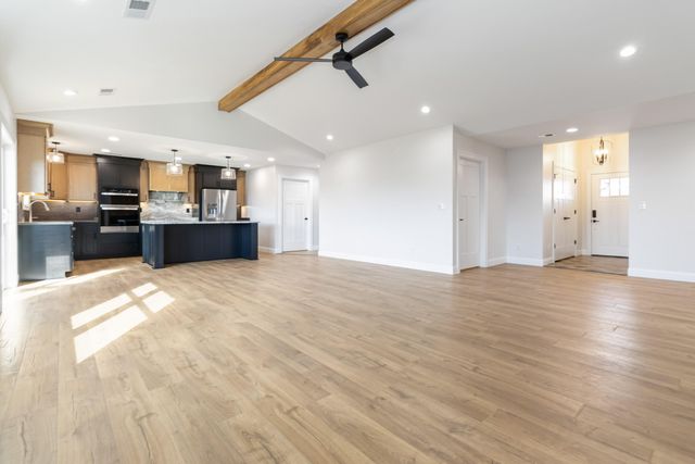 81 Hallies Way, Somerset, KY 42503