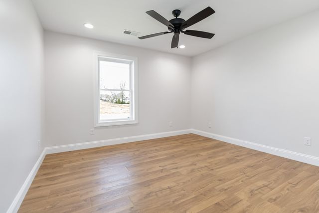 81 Hallies Way, Somerset, KY 42503