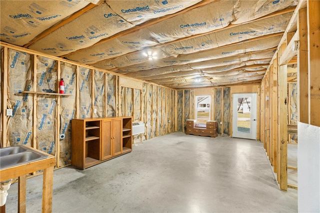 609 N Wood Street, Caney, KS 67333