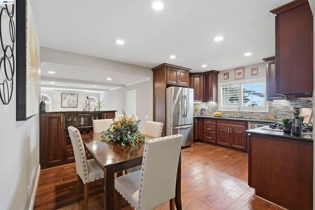 1162 Aberdeen Ave, Livermore, CA 94550