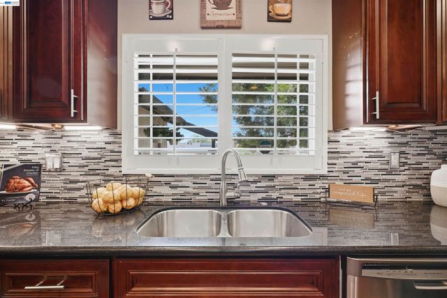 1162 Aberdeen Ave, Livermore, CA 94550