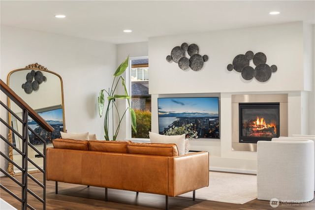 12052 SE 305th Place, Auburn, WA 98092