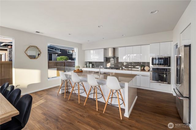 12052 SE 305th Place, Auburn, WA 98092