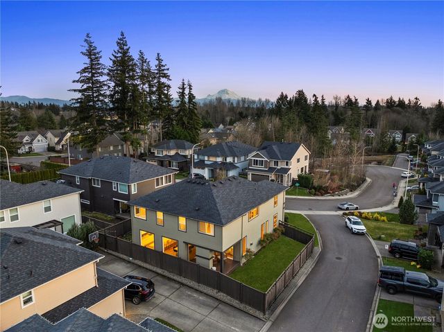 12052 SE 305th Place, Auburn, WA 98092