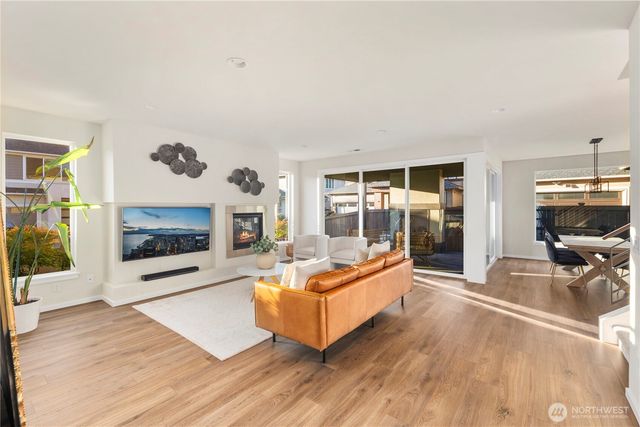 12052 SE 305th Place, Auburn, WA 98092