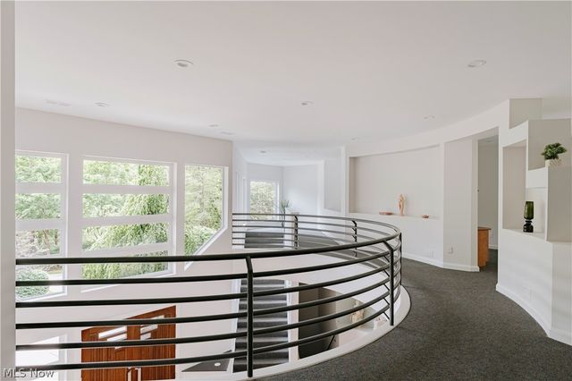 25 River Mountain Drive, Moreland Hills, OH 44022