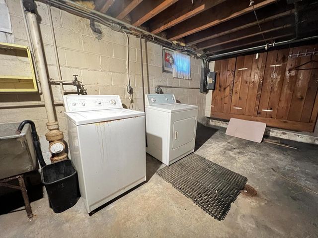 3417 N Main STREET, Racine, WI 53402