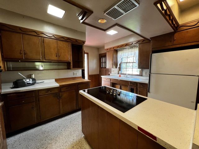 3417 N Main STREET, Racine, WI 53402