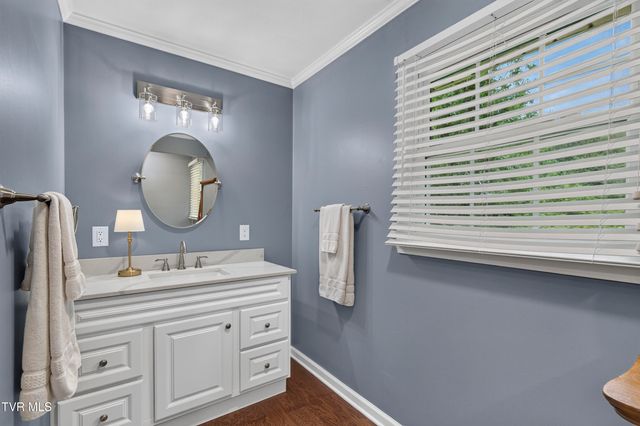379 Northeast Morningside Lane, Abingdon, VA 24210